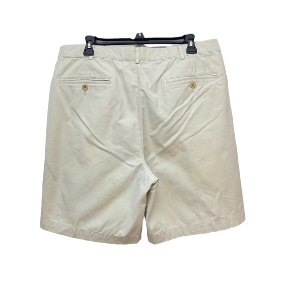 Vintage Lands’ End Pleated Chino khaki Shorts Size 36 - Picture 2 of 9